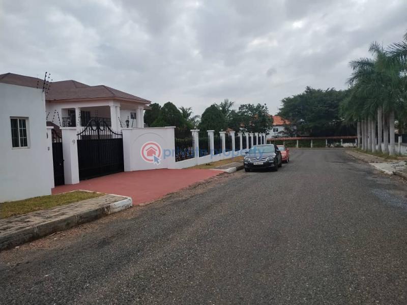 8 bedroom House For Sale Airport Hills Estate Airport Hills Airport Residential Area Accra - 4
