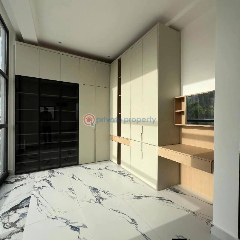 6 bedroom House For Sale East Legon Accra - 11