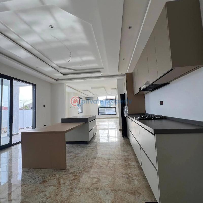 6 bedroom House For Sale East Legon Accra - 7