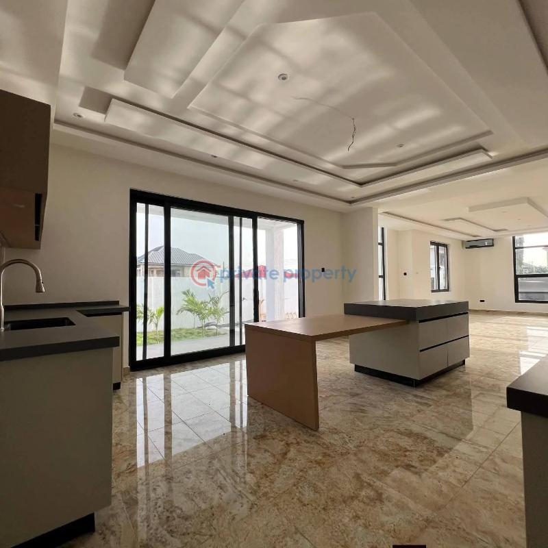 6 bedroom House For Sale East Legon Accra - 4