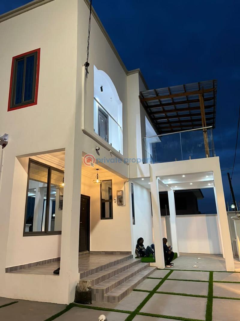 6 bedroom House For Sale Community 24 Tema Accra - 4