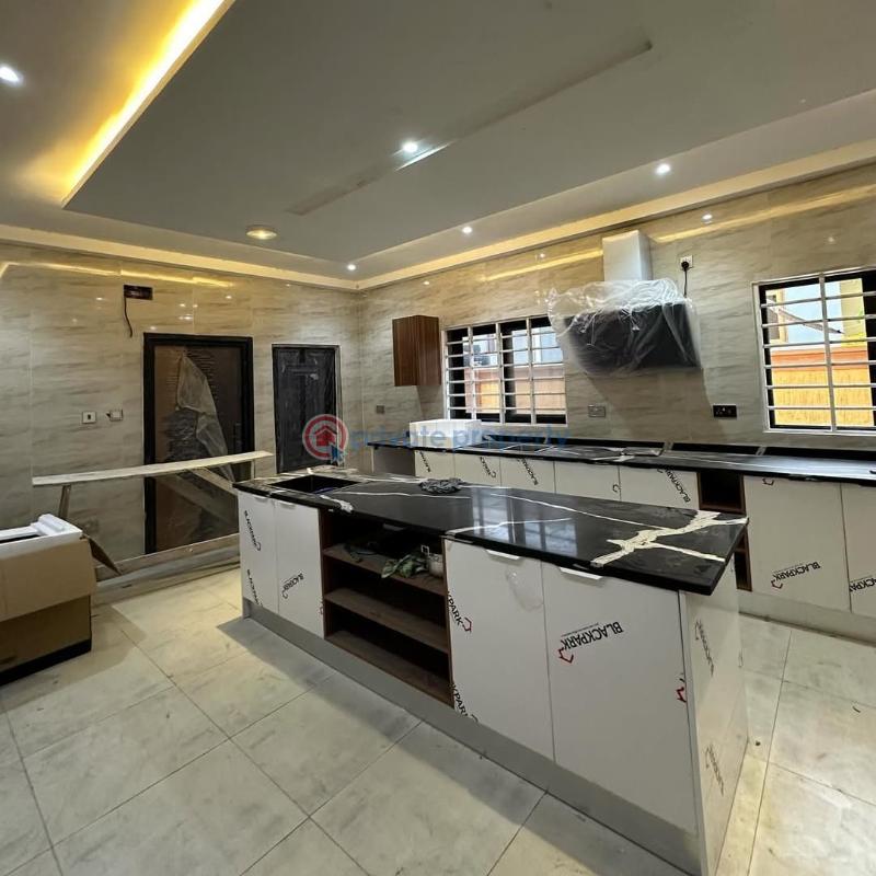 5 bedroom House For Sale Tse Addo Accra - 2