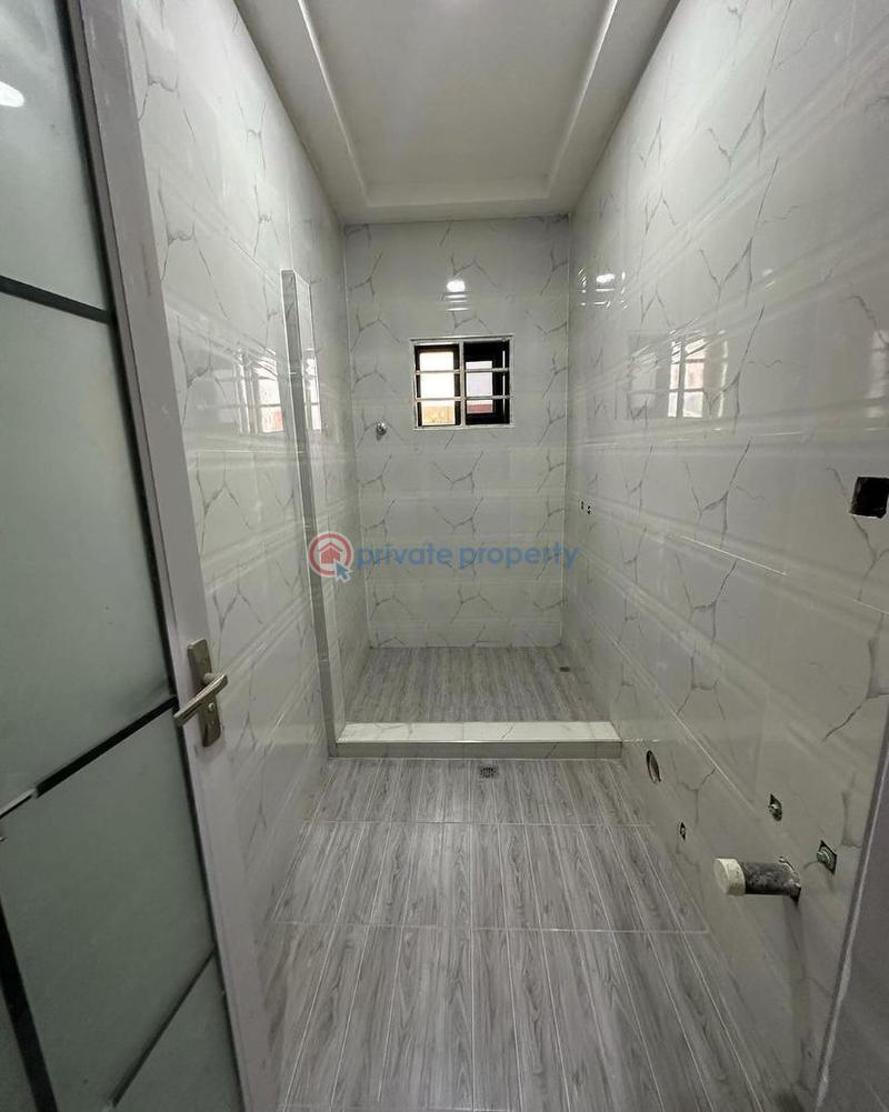 5 bedroom House For Sale Goil Tse Addo Accra - 8