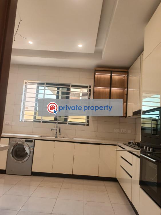6 bedroom Detached Duplex For Sale East Legon Accra - 3