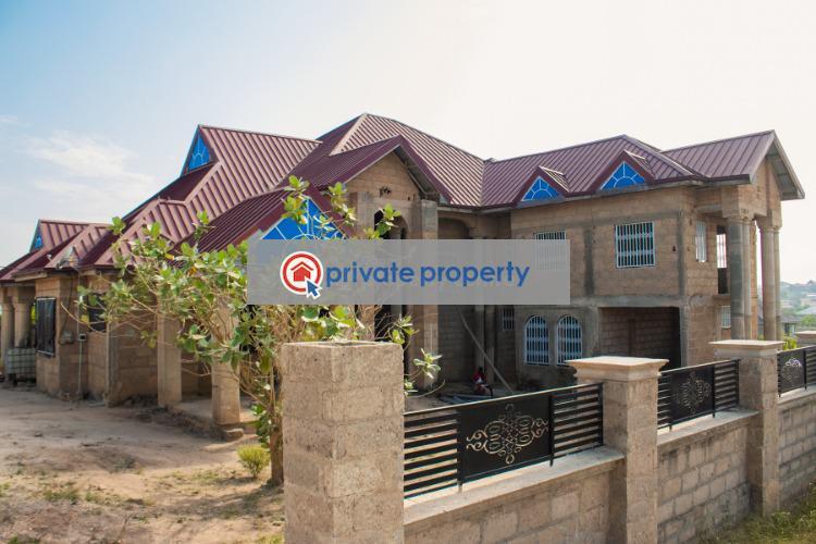 8 bedroom Terraced Bungalow For Sale &nbsp;plt 3 Blk Iii, Akwatia Line Kumasi Kumasi Metropolitan Ashanti - 3