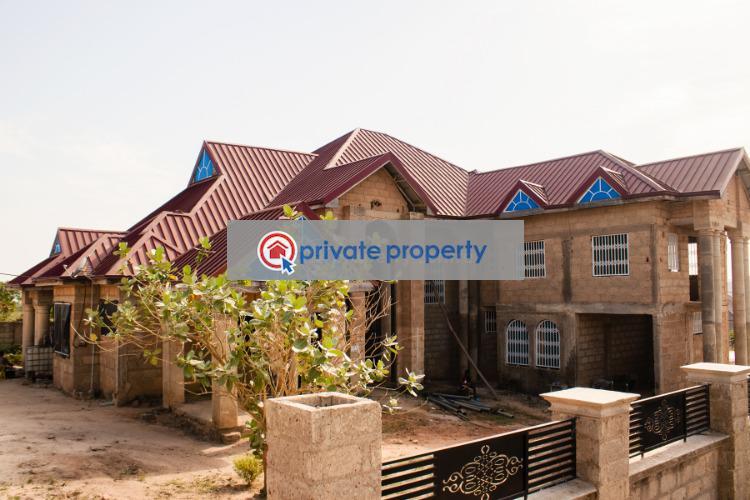8 bedroom Terraced Bungalow For Sale &nbsp;plt 3 Blk Iii, Akwatia Line Kumasi Kumasi Metropolitan Ashanti - 12