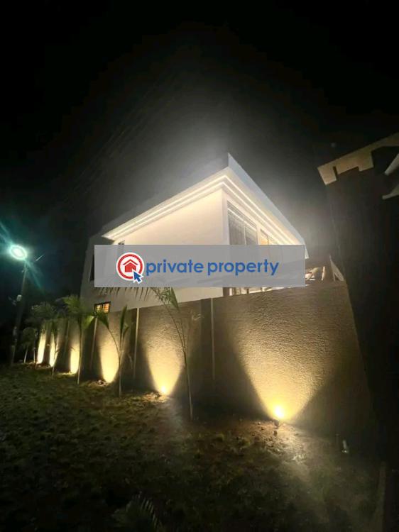 3 bedroom Townhouse For Sale &nbsp;kingsby Roundabout Achimota Accra - 8