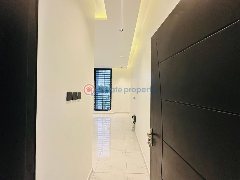 3 bedroom House For Sale Lakeside Estates. Adenta Municipal Accra - 14