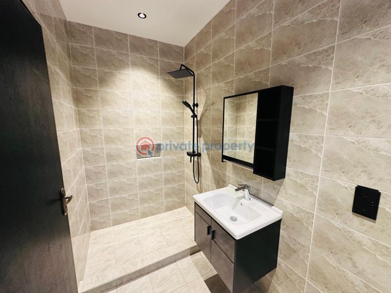 3 bedroom House For Sale Lakeside Estates. Adenta Municipal Accra - 24
