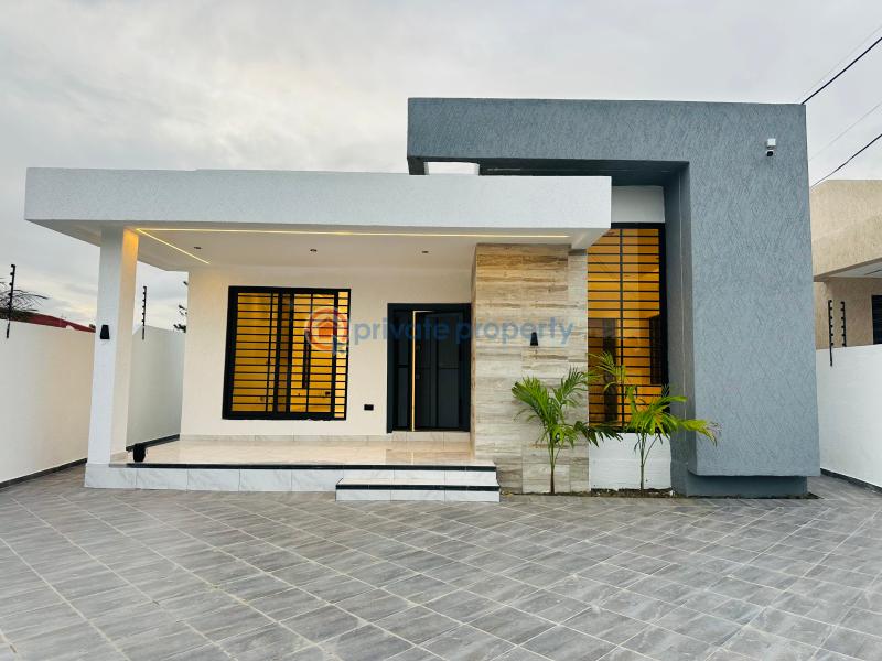 3 bedroom House For Sale Lakeside Estates. Adenta Municipal Accra - 0