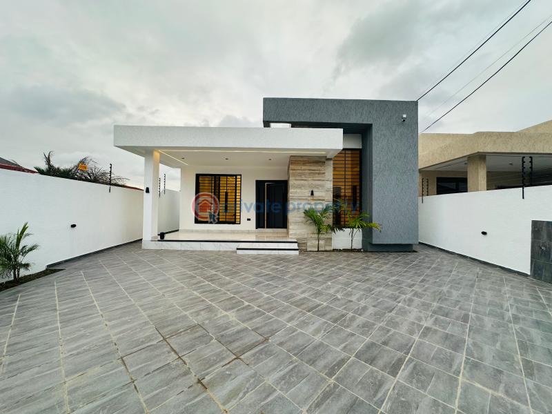 3 bedroom House For Sale Lakeside Estates. Adenta Municipal Accra - 1
