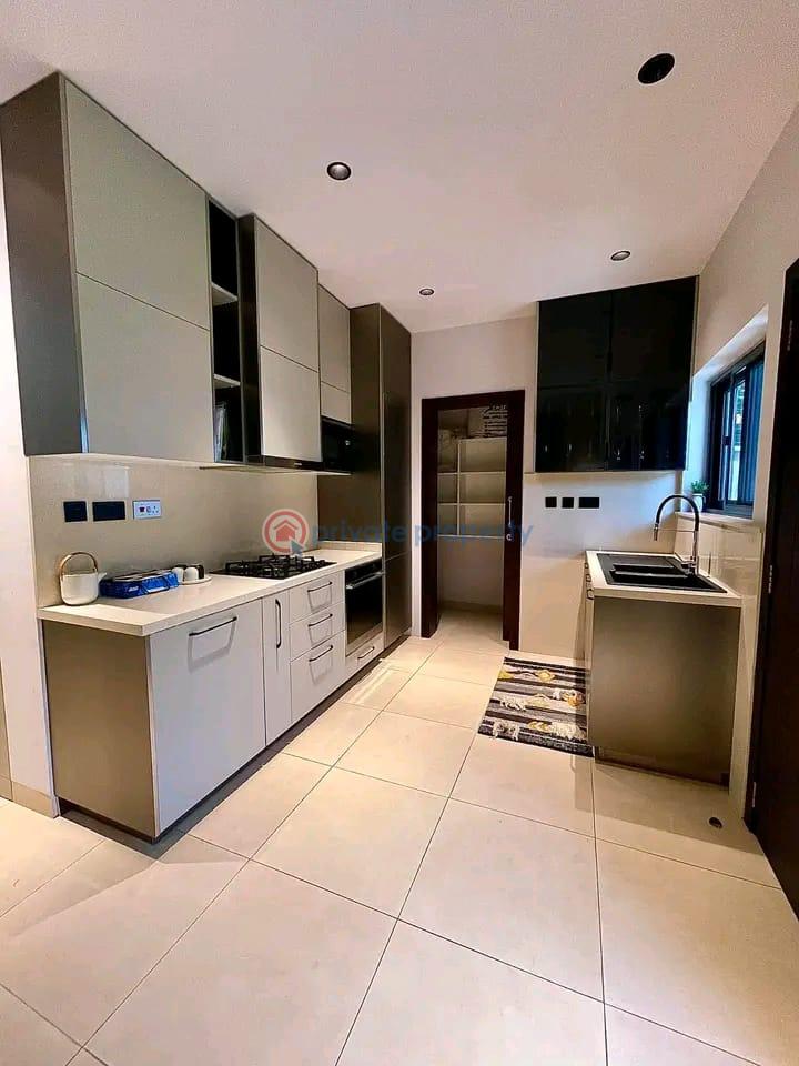 3 bedroom Townhouse Short let Airport Residential Area Accra - 6