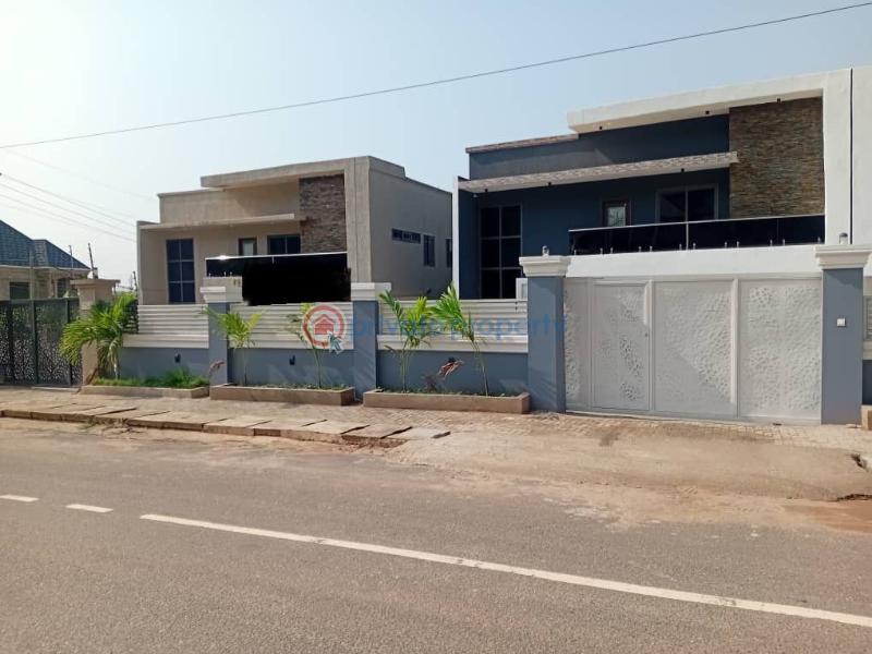 5 bedroom House For Sale Kwabenya Acp Estate Accra Metropolitan  - 1
