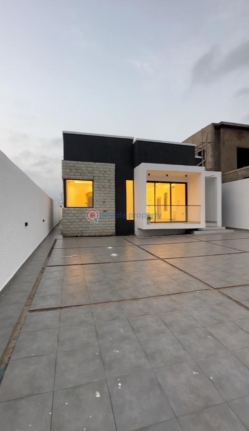 3 bedroom House For Sale Lakeside Estates. Adenta Municipal Accra - 0