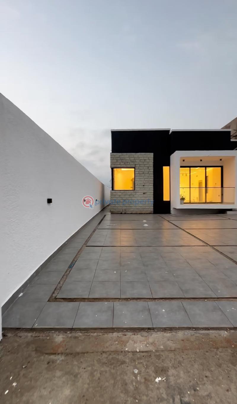 3 bedroom House For Sale Lakeside Estates. Adenta Municipal Accra - 4