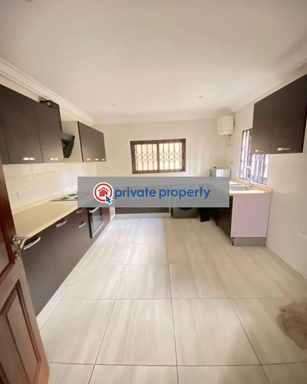 3 bedroom Terraced Duplex For Sale Dzorwulu Accra - 3