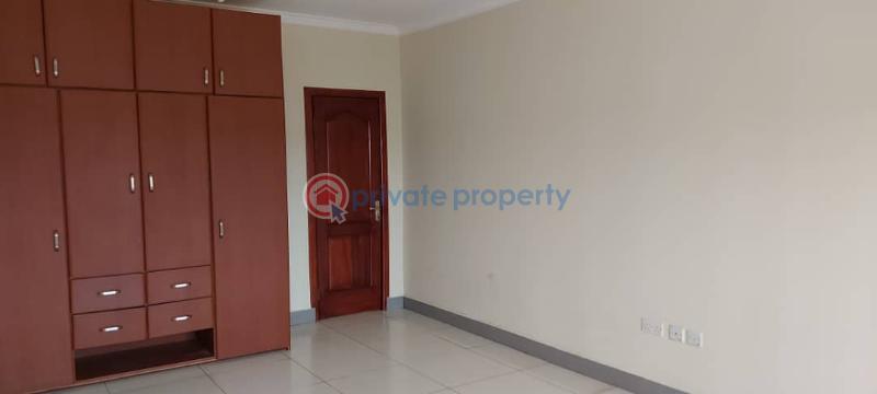 3 bedroom House For Sale Community 25 Tema Accra - 5