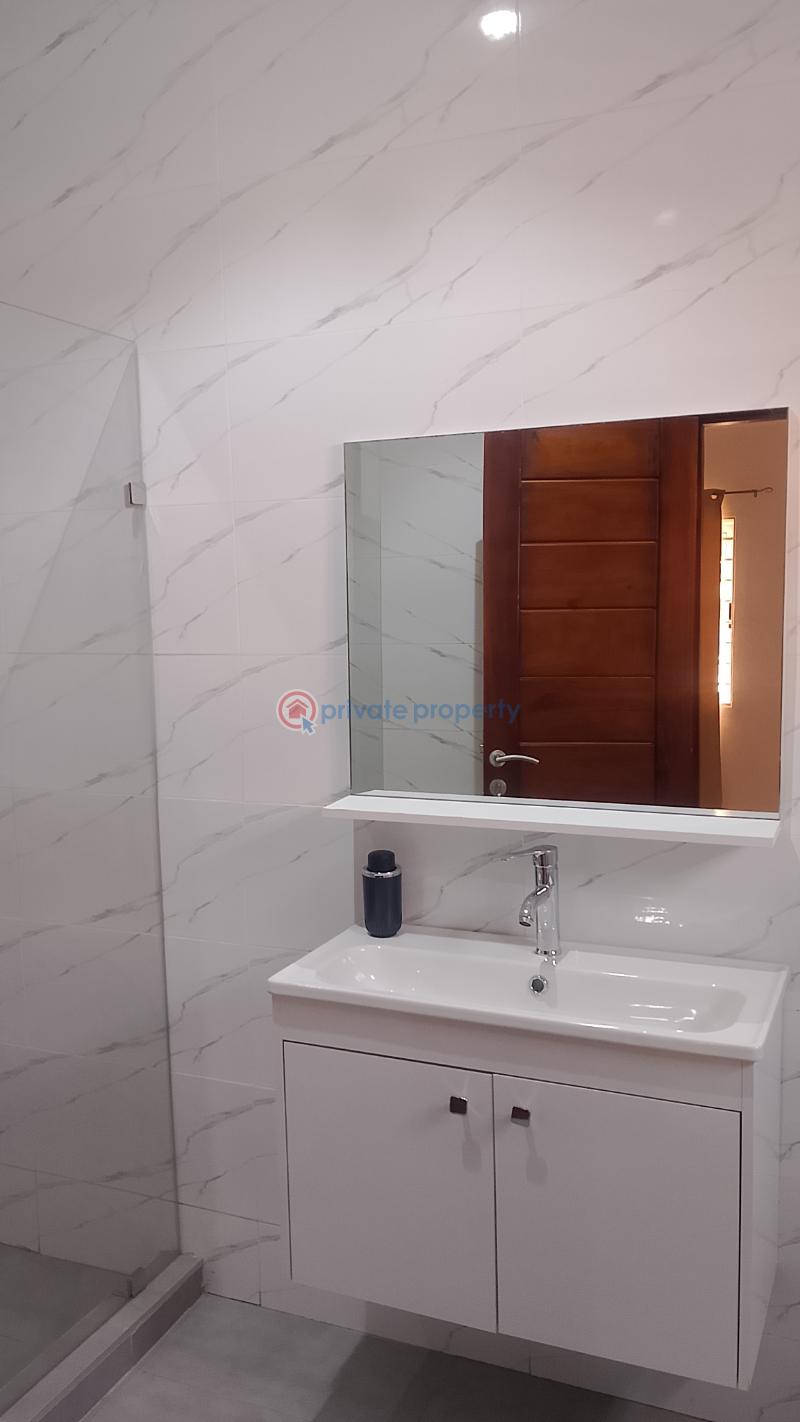 3 bedroom Detached Duplex For Rent Achimota Mall. Close To The Achimota Mall Accra - 8