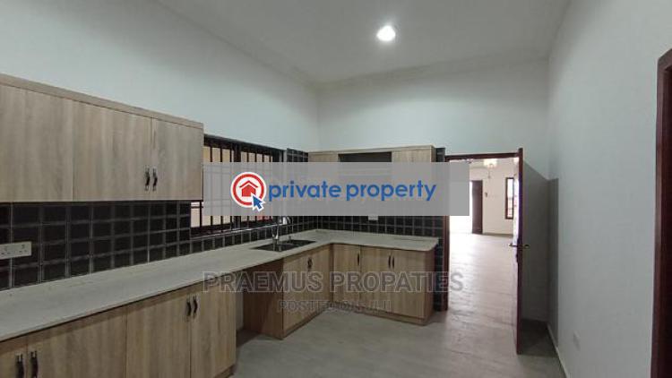 3 bedroom Semi detached Duplex For Sale &nbsp;oyarifa Ghana Flag Oyarifa La Nkwantanang Madina Municipal Accra - 12
