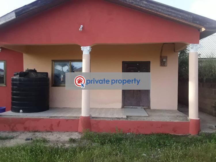 2 bedroom Detached Bungalow For Sale &nbsp;amasaman Obeyeyie Accra Metropolitan  - 5