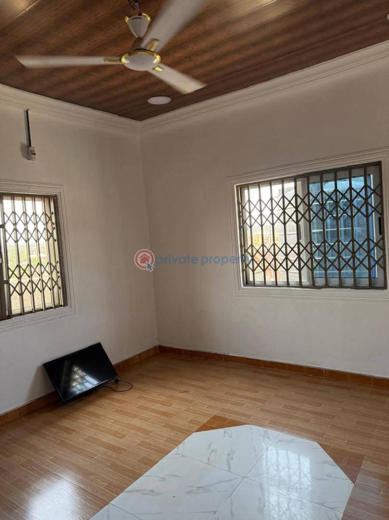 2 bedroom House For Sale Mc Carthy Hill McCarthy Hill Ga South Municipal Accra - 2
