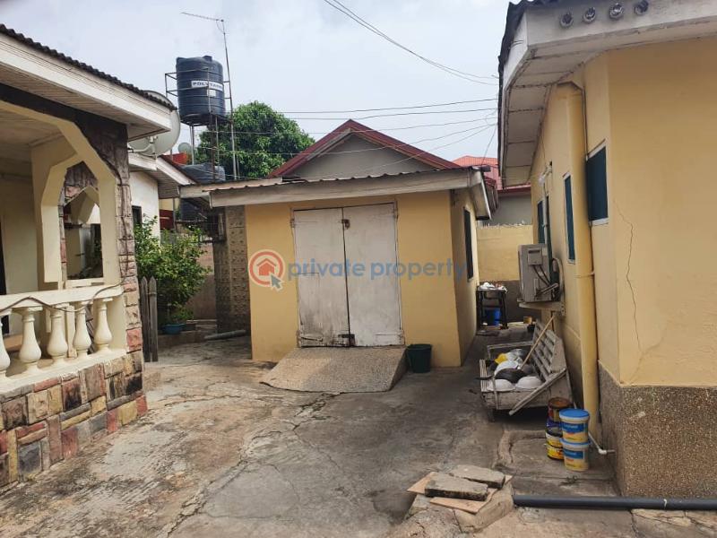 6 bedroom House For Sale Word Miracle Church Dzorwulu Accra - 3