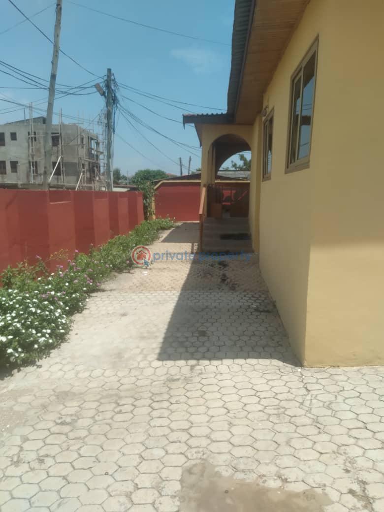 6 bedroom House For Sale Kfc Kwashieman Accra - 5