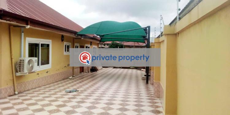 3 bedroom Detached Bungalow For Sale &nbsp;amasaman Kutunse Accra Metropolitan  - 1
