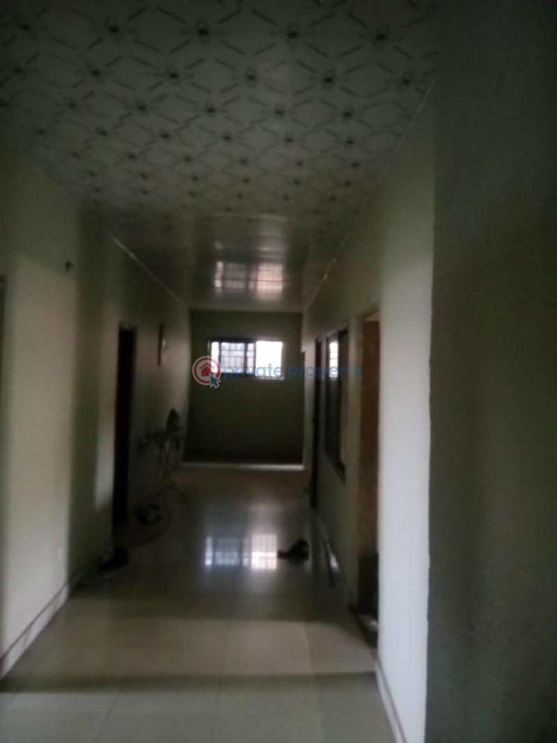 4 bedroom Detached Bungalow For Sale Gbawe Guinness Depot Area Ga South Municipal Accra - 4