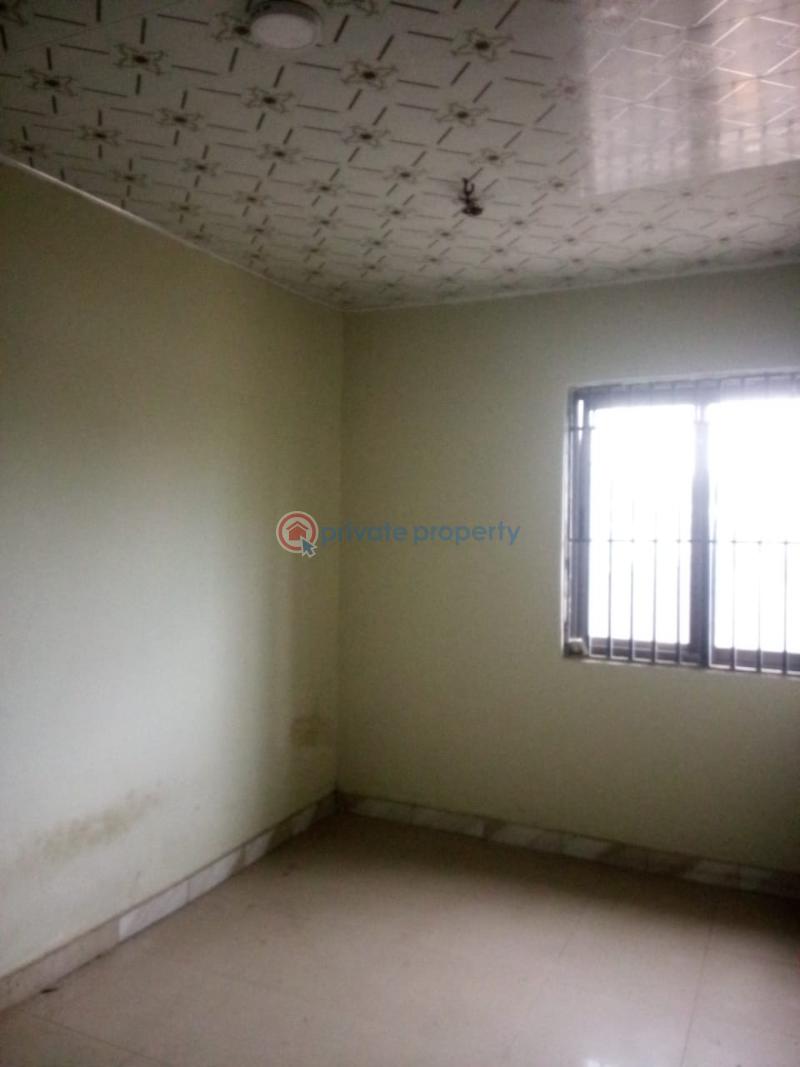4 bedroom Detached Bungalow For Sale Gbawe Guinness Depot Area Ga South Municipal Accra - 6