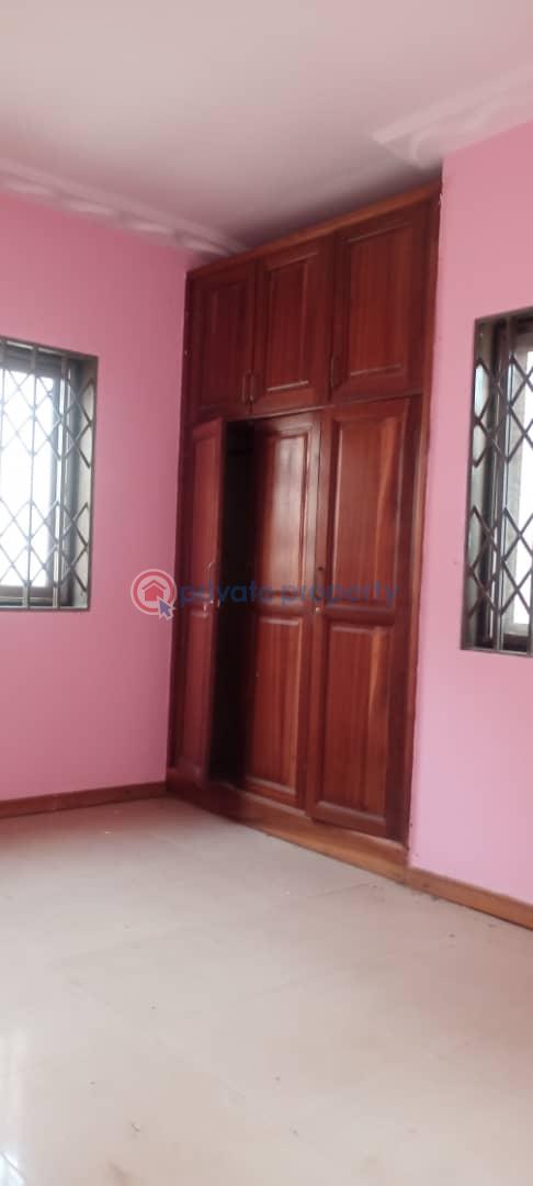 4 bedroom Detached Bungalow For Sale Gbawe Montessori School Area Gbawe Accra Metropolitan  - 3
