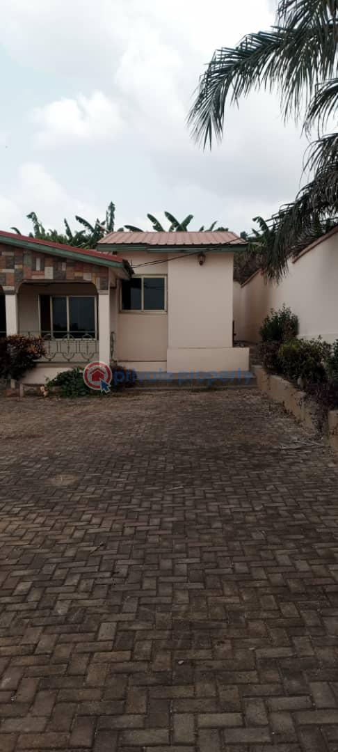 4 bedroom Detached Bungalow For Sale Gbawe Montessori School Area Gbawe Accra Metropolitan  - 8