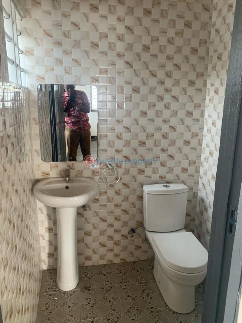 9 bedroom House For Sale Jt Park Area Mataheko Accra - 1