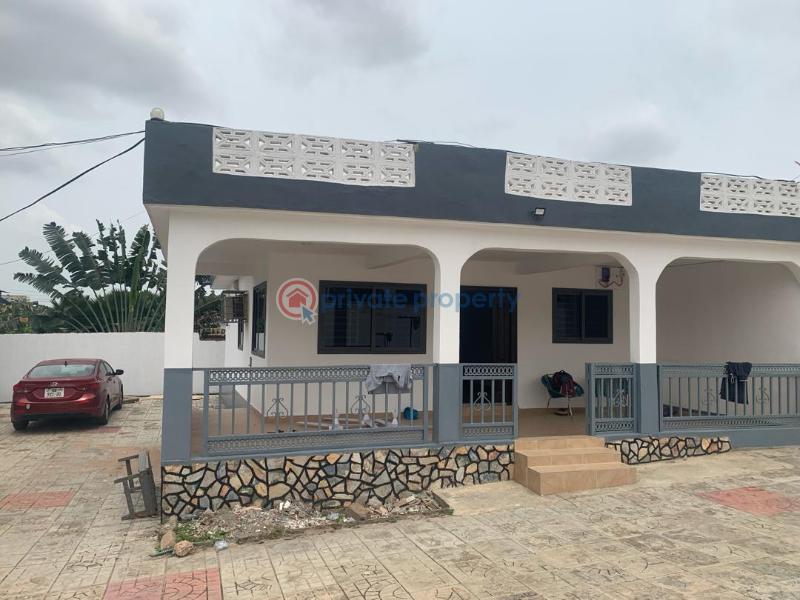 9 bedroom House For Sale Jt Park Area Mataheko Accra - 0