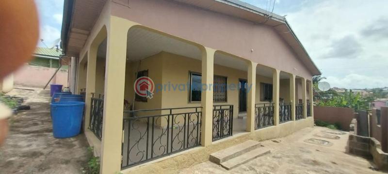 4 bedroom House For Sale Taifa Town Hostel Accra Metropolitan  - 6