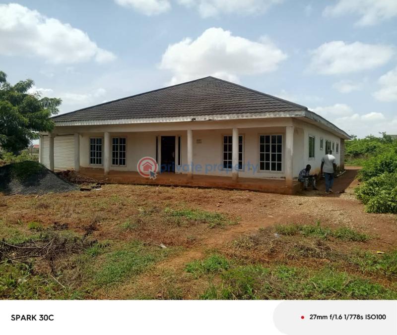 4 bedroom House For Sale Valley View University oyibi. Accra - 0