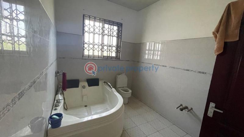 4 bedroom Detached Bungalow For Sale Afienya Mataheko Tema Accra - 2
