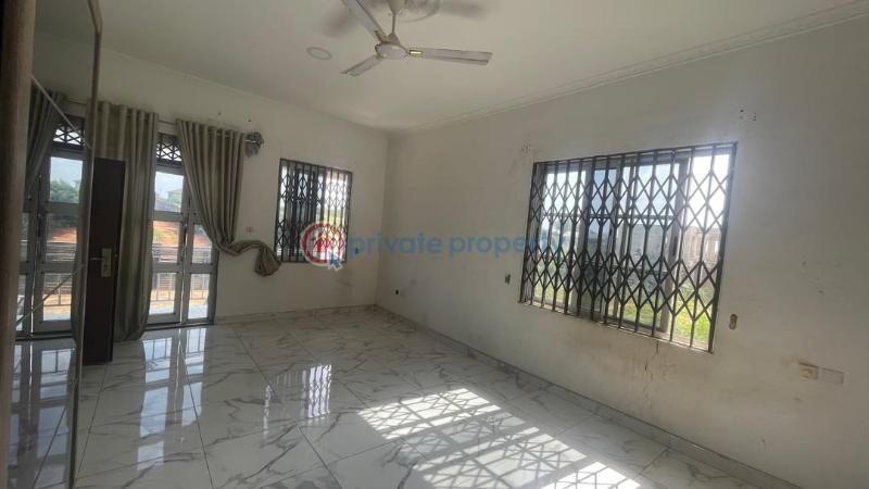 4 bedroom Detached Bungalow For Sale Afienya Mataheko Tema Accra - 1