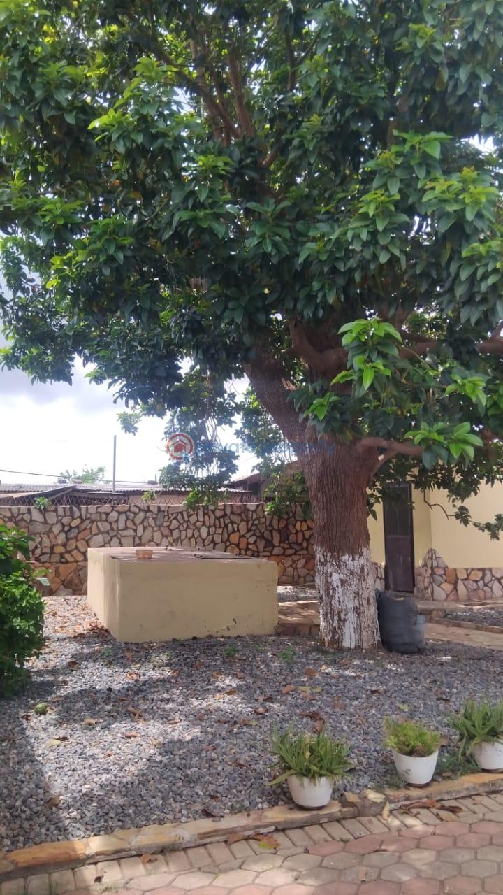 7 bedroom House For Sale Adenta Filling Station Area Adenta Adenta Municipal Accra - 3