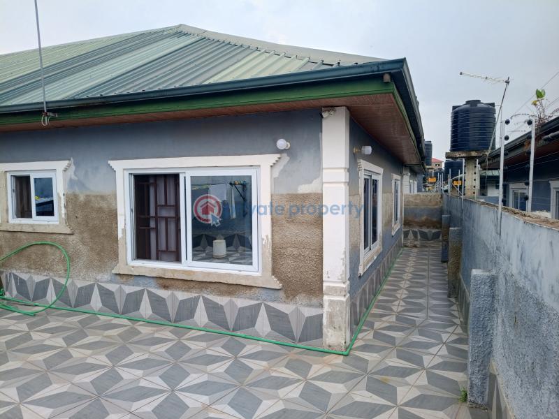 5 bedroom Detached Bungalow For Sale Abease Amasaman Ga West Municipal Accra - 2