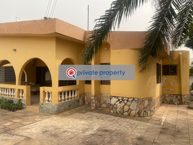 5 bedroom Detached Bungalow For Sale &nbsp;asheyie Adenta Dodowa Road Accra Metropolitan  - 7