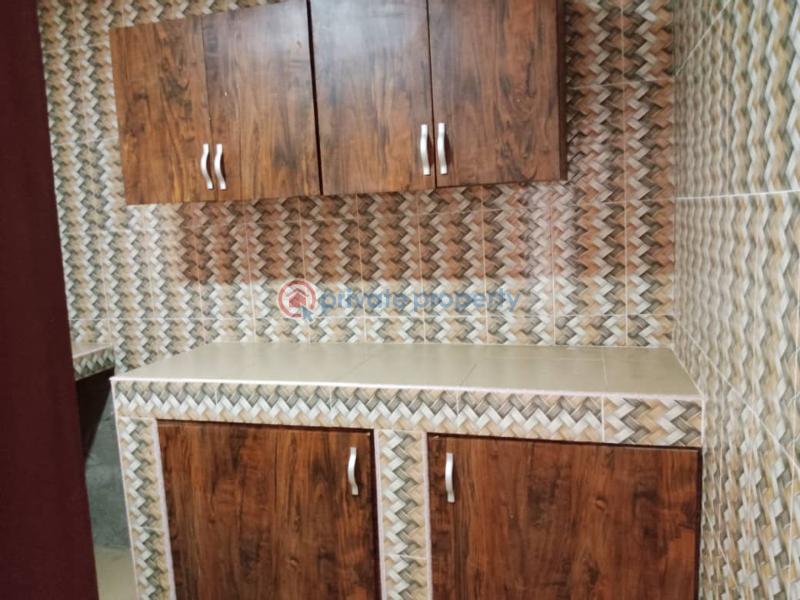 10 bedroom Block of Flats For Sale Old Ashongman Ashongman Ga East Municipal Accra - 3