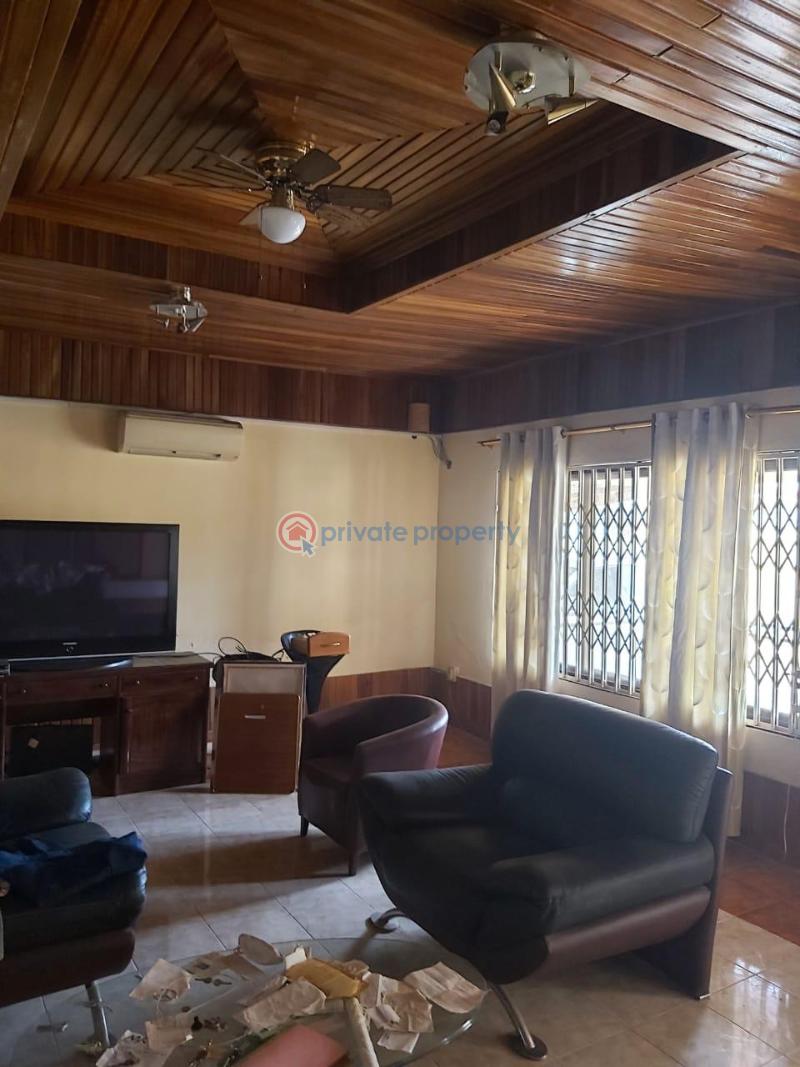 9 bedroom Detached Duplex For Sale Choice Before Aplaku McCarthy Hill Ga South Municipal Accra - 4