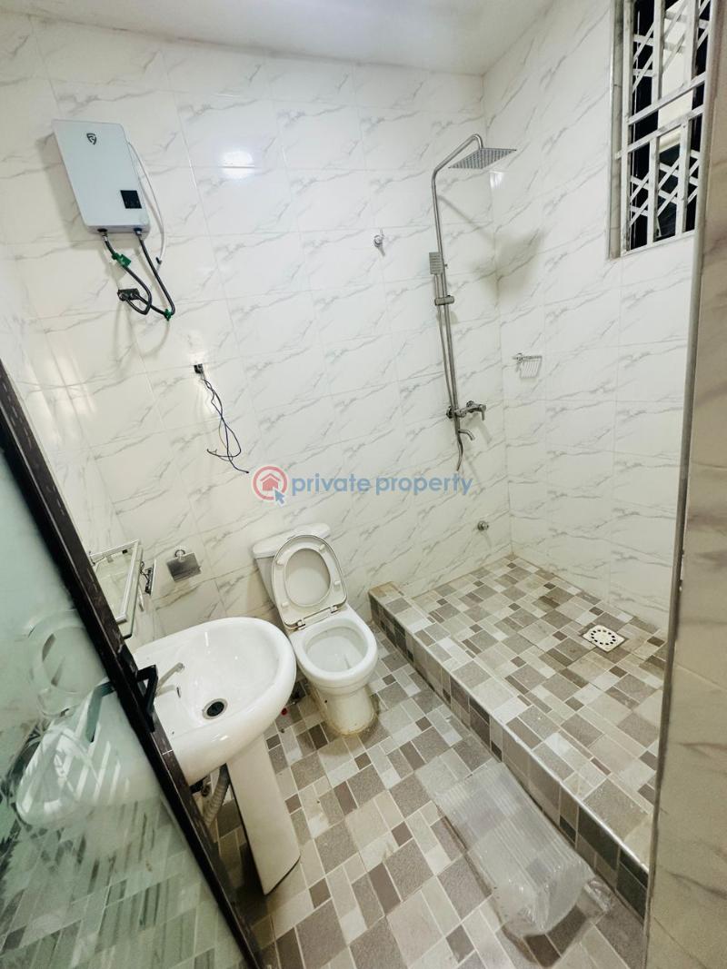 3 bedroom House For Sale Ofankor/asofan Hospital Accra Metropolitan  - 4