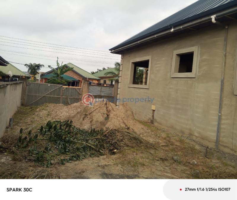 3 bedroom House For Sale Pokuase Franco Estate Pokuase Accra Metropolitan  - 4