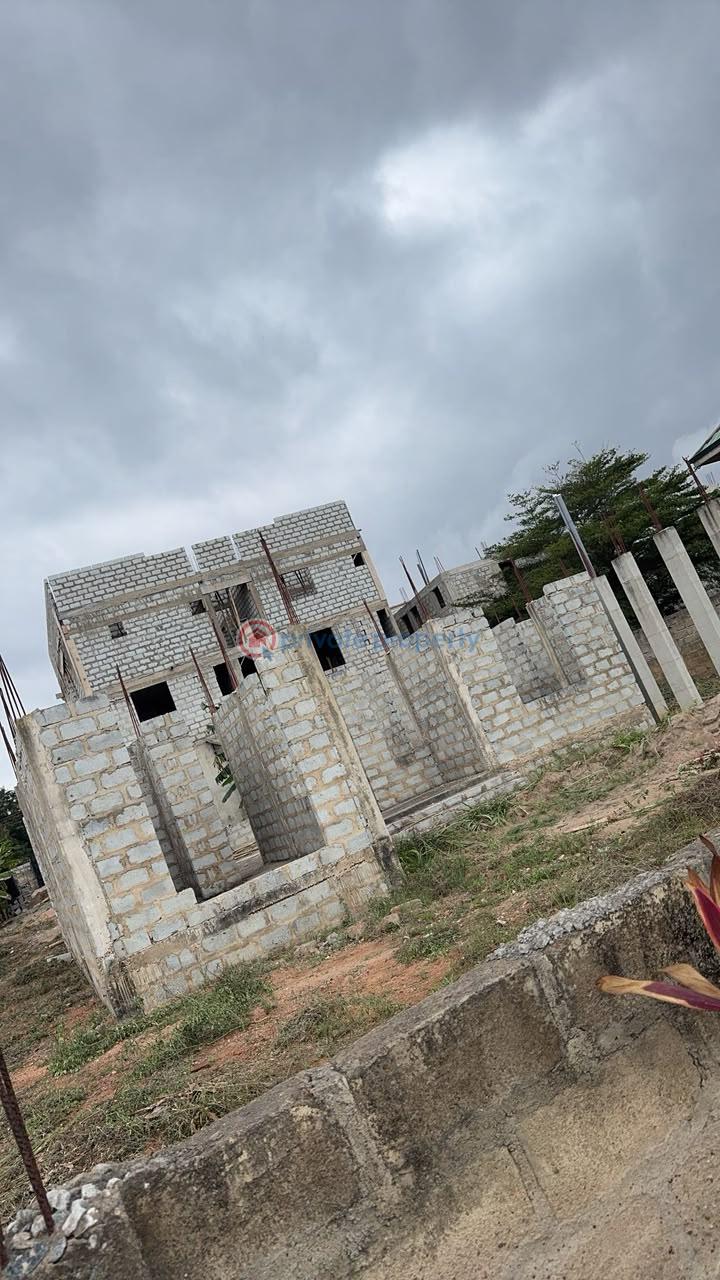 5 bedroom Detached Bungalow For Sale Bortianor Kokrobite Route McCarthy Hill Ga South Municipal Accra - 1