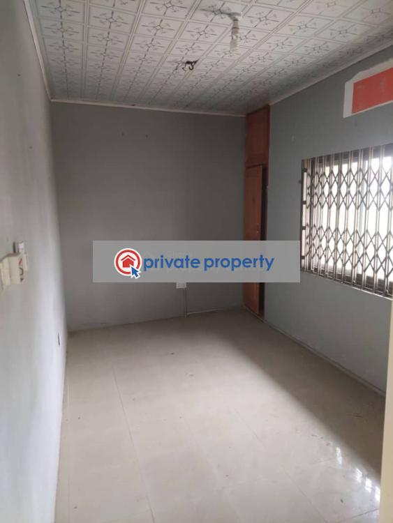3 bedroom Detached Bungalow For Sale &nbsp;achimota Market Accra Metropolitan  - 8