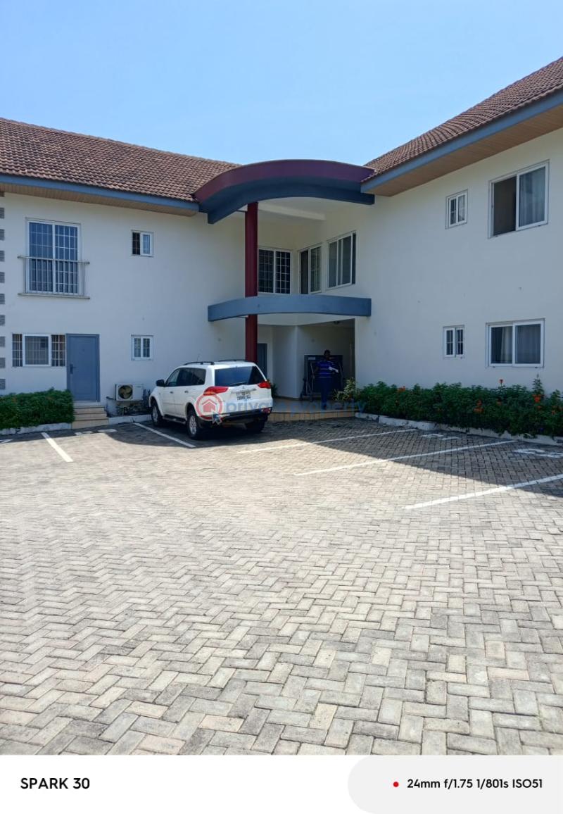 4 bedroom House For Sale American House Area Accra East Legon  - 0