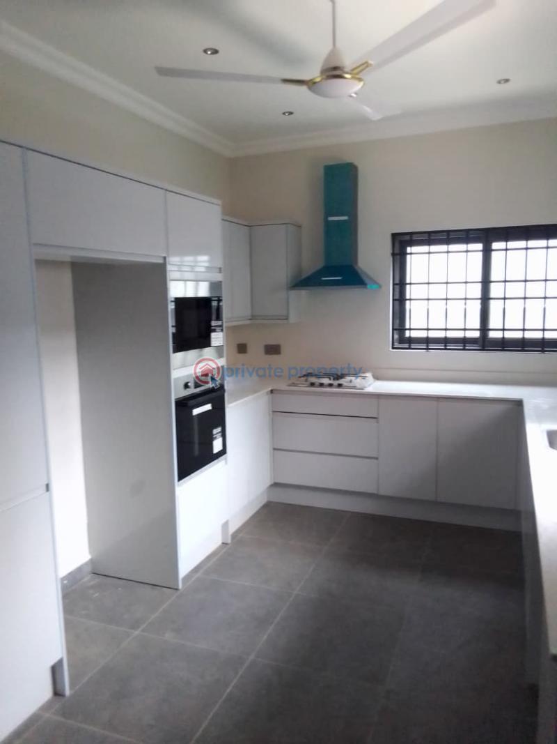 4 bedroom Detached Duplex For Sale Gbawe Topbase McCarthy Hill Ga South Municipal Accra - 2