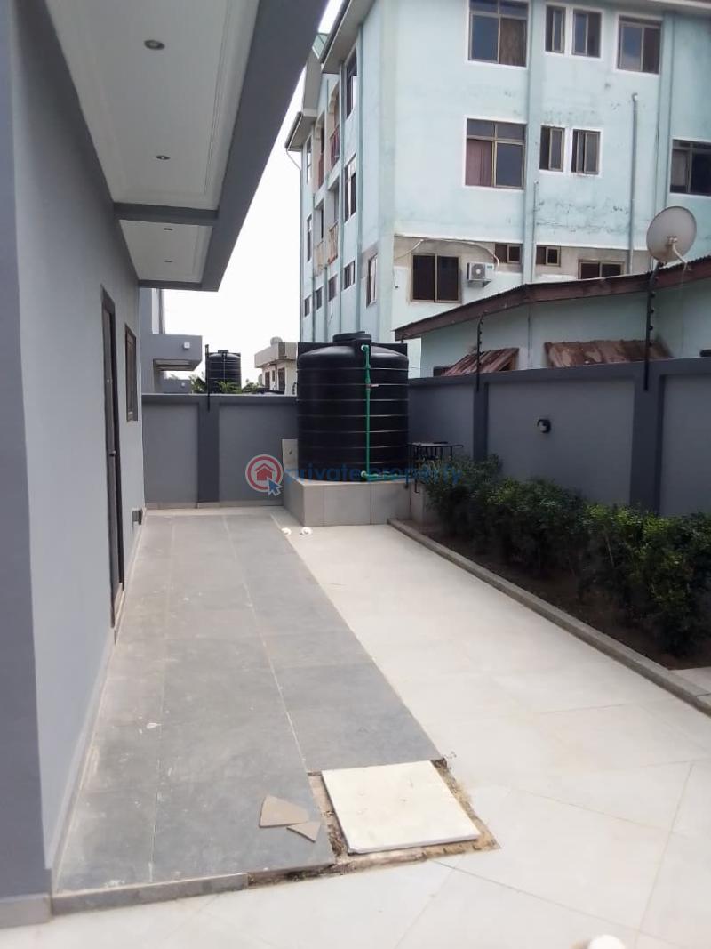 4 bedroom Detached Duplex For Sale Gbawe Topbase McCarthy Hill Ga South Municipal Accra - 13